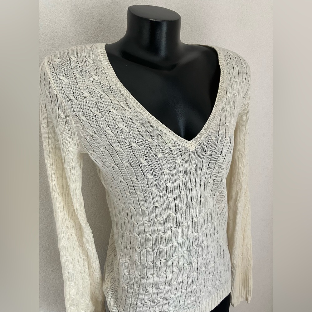 Vintage J.CREW Classy CABLED beachy deep V-NECK Ivory LINEN sweater Size: MEDIUM